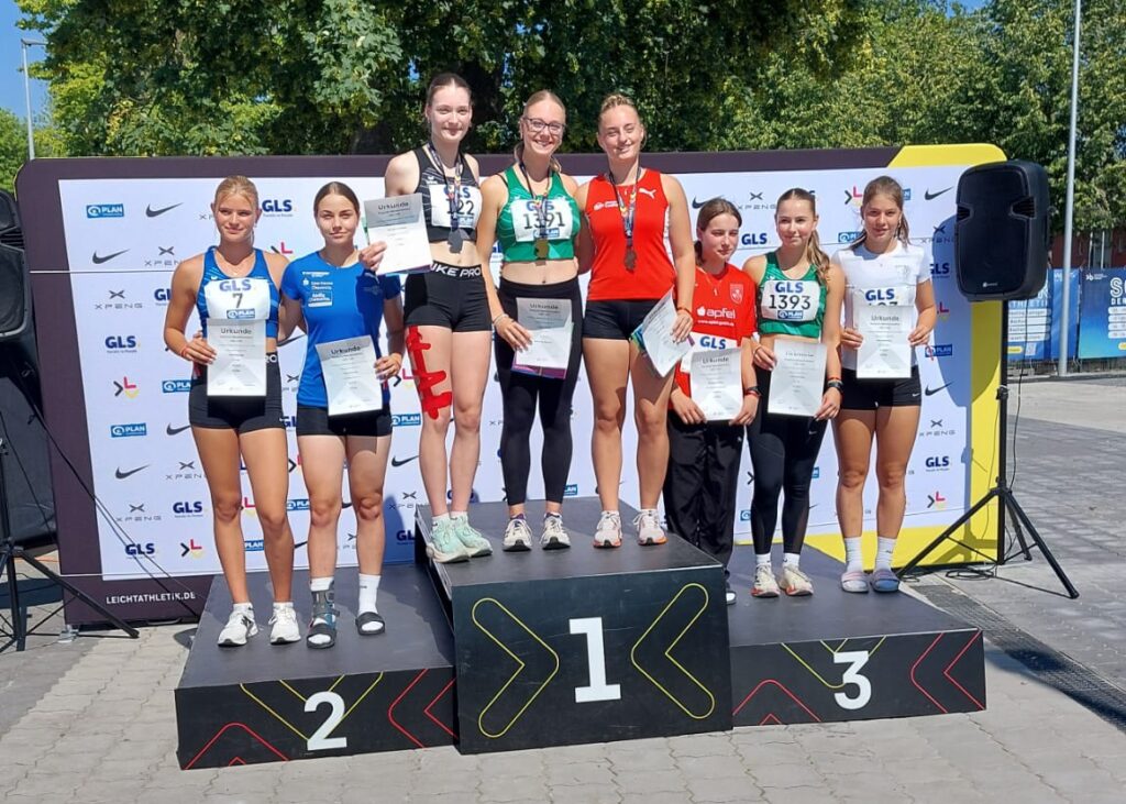 Nele bei der Siegerehrung